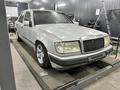 Mercedes-Benz E 260 1988 годаfor1 200 000 тг. в Усть-Каменогорск – фото 2