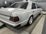 Mercedes-Benz E 260 1988 года за 1 200 000 тг. в Усть-Каменогорск – фото 5