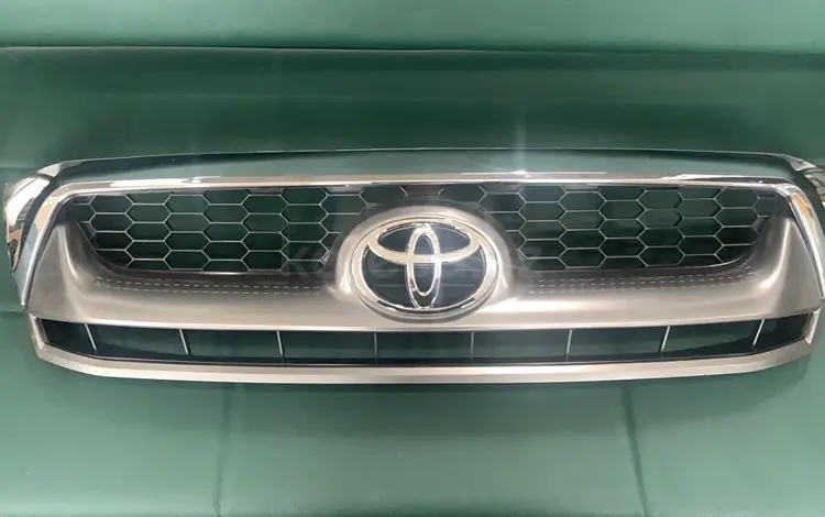Решетки радиатора Toyota Hilux 2008-2011 дубликат Taiwan за 35 000 тг. в Алматы