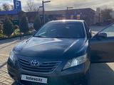 Toyota Camry 2008 года за 6 500 000 тг. в Актобе – фото 2