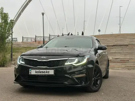 Kia Optima 2020 года за 9 500 000 тг. в Астана