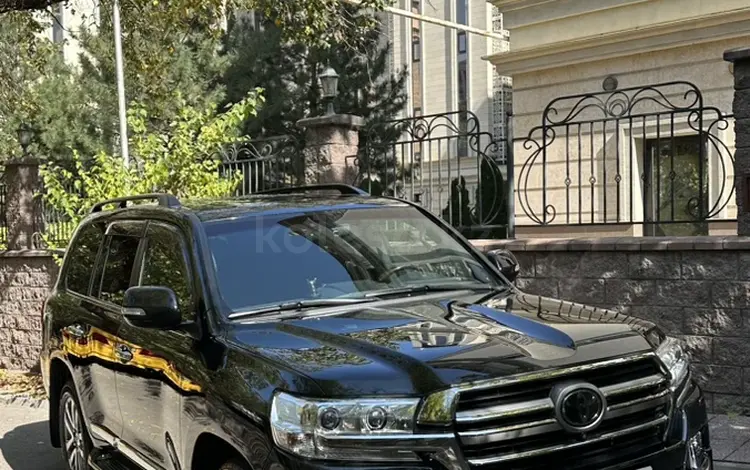 Toyota Land Cruiser 2018 года за 41 000 000 тг. в Алматы