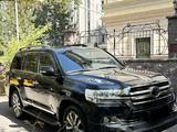 Toyota Land Cruiser 2018 годаfor41 000 000 тг. в Алматы – фото 2