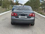 Volkswagen Jetta 2007 года за 2 750 000 тг. в Караганда – фото 5