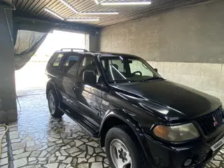 Mitsubishi Montero Sport, 2001