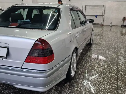 Mercedes-Benz C 43 AMG 1997 года за 5 200 000 тг. в Шымкент – фото 3