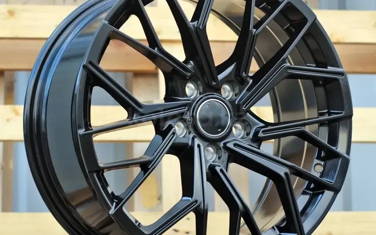 AUHER R20 9J 5x112 ET26 за 440 000 тг. в Алматы