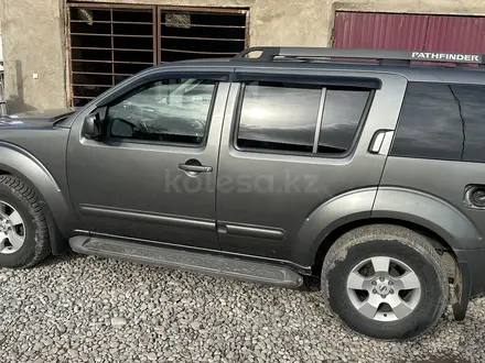 Nissan Pathfinder 2005 года за 7 500 000 тг. в Шымкент – фото 4