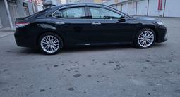 Toyota Camry 2018 годаүшін14 000 000 тг. в Шымкент – фото 2