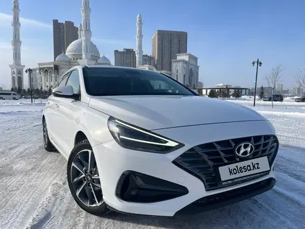 Hyundai i30 2023 года за 9 000 000 тг. в Астана