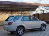 Lexus RX 300 1999 годаүшін4 700 000 тг. в Алматы – фото 4