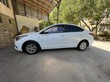 Hyundai Solaris 2017 года за 3 800 000 тг. в Шымкент – фото 3