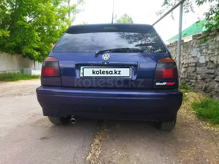 Volkswagen Golf 1997 года за 2 000 000 тг. в Алматы – фото 43
