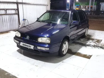 Volkswagen Golf 1997 года за 2 000 000 тг. в Алматы – фото 48