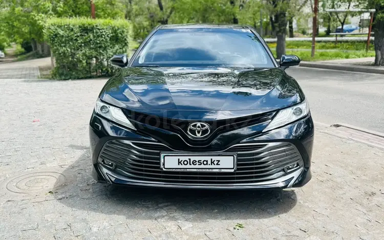 Toyota Camry 2019 годаүшін15 000 000 тг. в Караганда