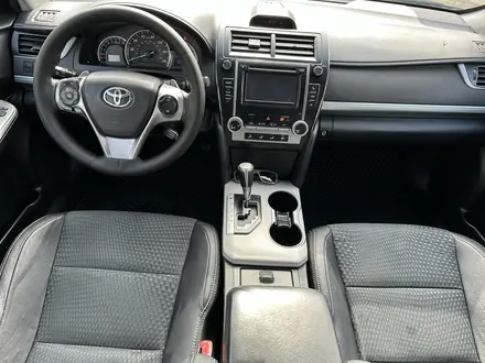 Toyota Camry 2013 года за 6 000 000 тг. в Актобе – фото 13