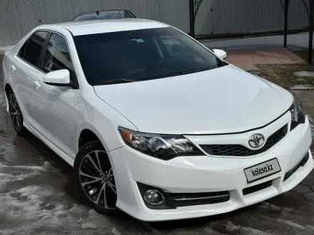 Toyota Camry 2013 года за 6 000 000 тг. в Актобе – фото 5