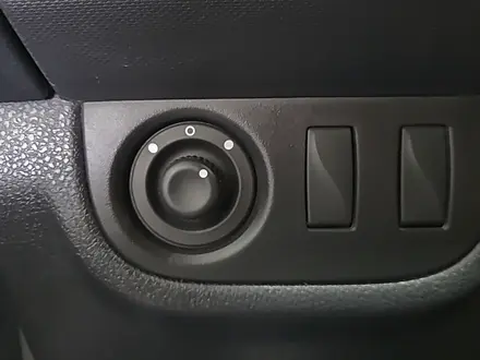 Renault Sandero 2020 года за 3 980 000 тг. в Алматы – фото 18