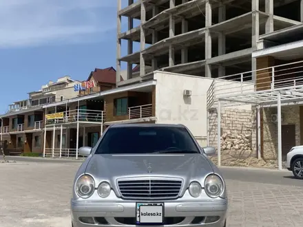 Mercedes-Benz E 320 2001 года за 3 600 000 тг. в Жанаозен – фото 16