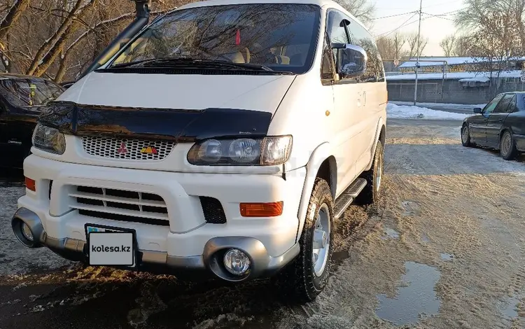 Mitsubishi Delica 2004 годаfor8 200 000 тг. в Алматы