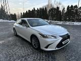 Lexus ES 250 2019 годаfor23 500 000 тг. в Алматы – фото 4