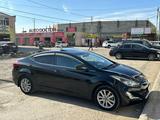 Hyundai Elantra 2015 года за 3 000 000 тг. в Атырау