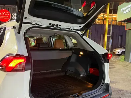 Toyota RAV4 2020 года за 12 500 000 тг. в Алматы – фото 7