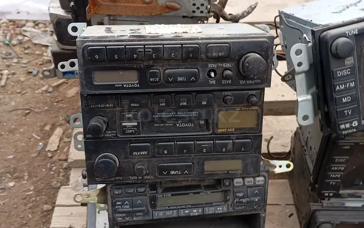 Магнитофоны штатные за 3 000 тг. в Алматы