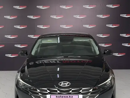 Hyundai Elantra 2023 года за 9 300 000 тг. в Актау