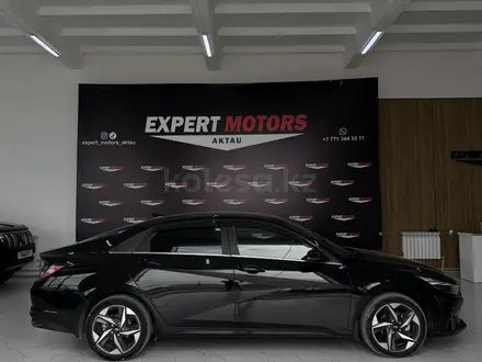 Hyundai Elantra 2023 года за 9 300 000 тг. в Актау – фото 3