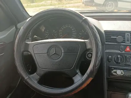 Mercedes-Benz C 230 1996 года за 1 250 000 тг. в Экибастуз – фото 12