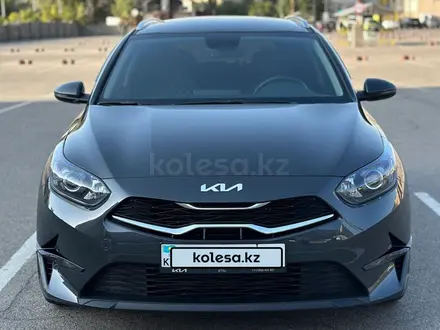 Kia Cee'd 2022 года за 10 900 000 тг. в Алматы – фото 2