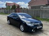 Toyota Camry 2015 года за 10 600 000 тг. в Тараз – фото 3