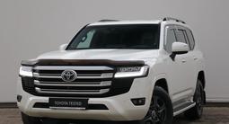 Toyota Land Cruiser 2023 годаүшін48 900 000 тг. в Астана