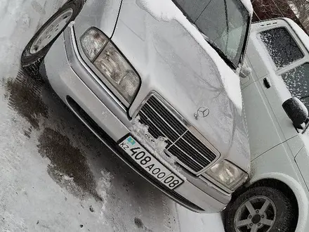 Mercedes-Benz C 200 1994 года за 3 500 000 тг. в Алматы – фото 3