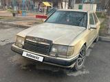 Mercedes-Benz E 230 1986 годаfor650 000 тг. в Тараз