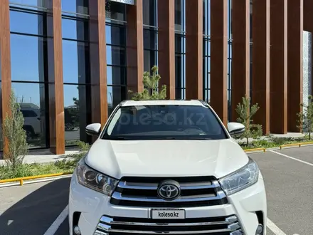 Toyota Highlander 2017 года за 14 500 000 тг. в Шымкент