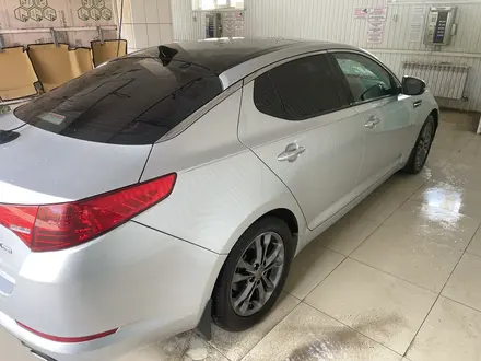 Kia Optima 2013 года за 6 000 000 тг. в Уральск – фото 2