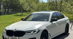BMW 530 2021 года за 32 500 000 тг. в Астана – фото 3