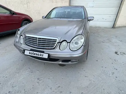 Mercedes-Benz E 350 2005 года за 3 000 000 тг. в Актау