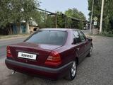 Mercedes-Benz C 180 1996 года за 1 300 000 тг. в Караганда – фото 2