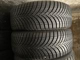 225/55/18 пара бу гудиер за 40 000 тг. в Алматы