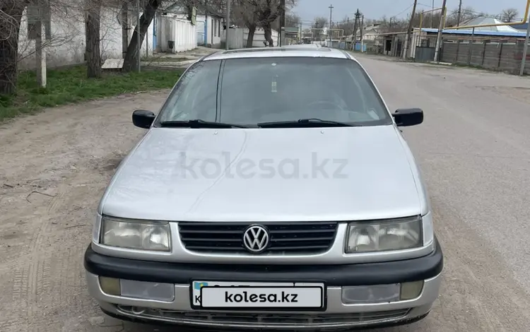 Volkswagen Passat 1995 годаүшін1 400 000 тг. в Шу
