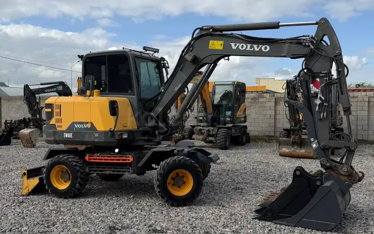 Volvo  EW 2019 года за 26 500 000 тг. в Шымкент