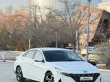 Hyundai Elantra 2021 года за 9 800 000 тг. в Актау