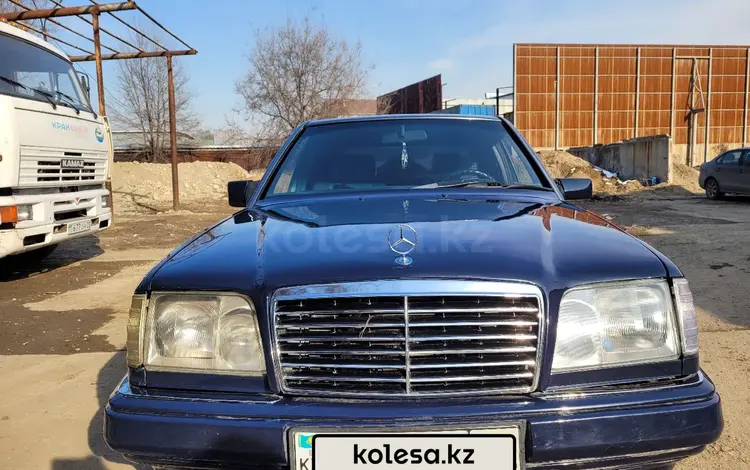 Mercedes-Benz E 280 1995 годаүшін2 000 000 тг. в Алматы