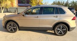 Volkswagen Tiguan 2018 годаүшін10 400 000 тг. в Атырау – фото 5
