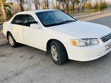 Toyota Camry 2000 года за 3 900 000 тг. в Талдыкорган – фото 2