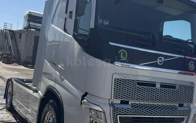 Volvo  FH 2017 года за 34 000 000 тг. в Шымкент