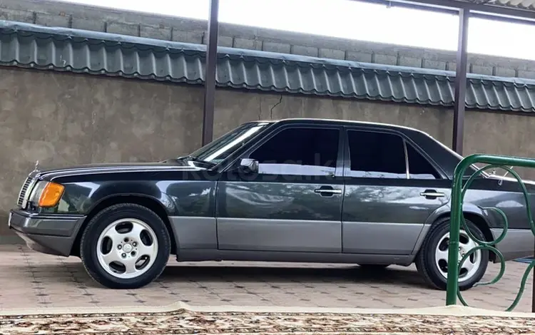 Mercedes-Benz E 220 1993 года за 2 600 000 тг. в Кызылорда